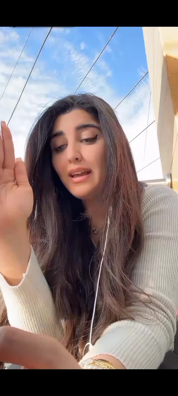 @SHEEZA 🍿💛