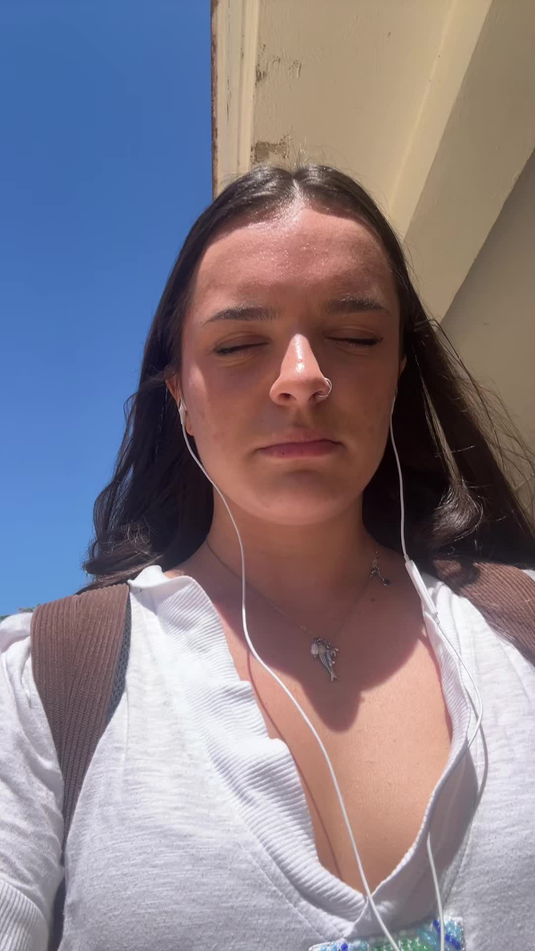 @olivia