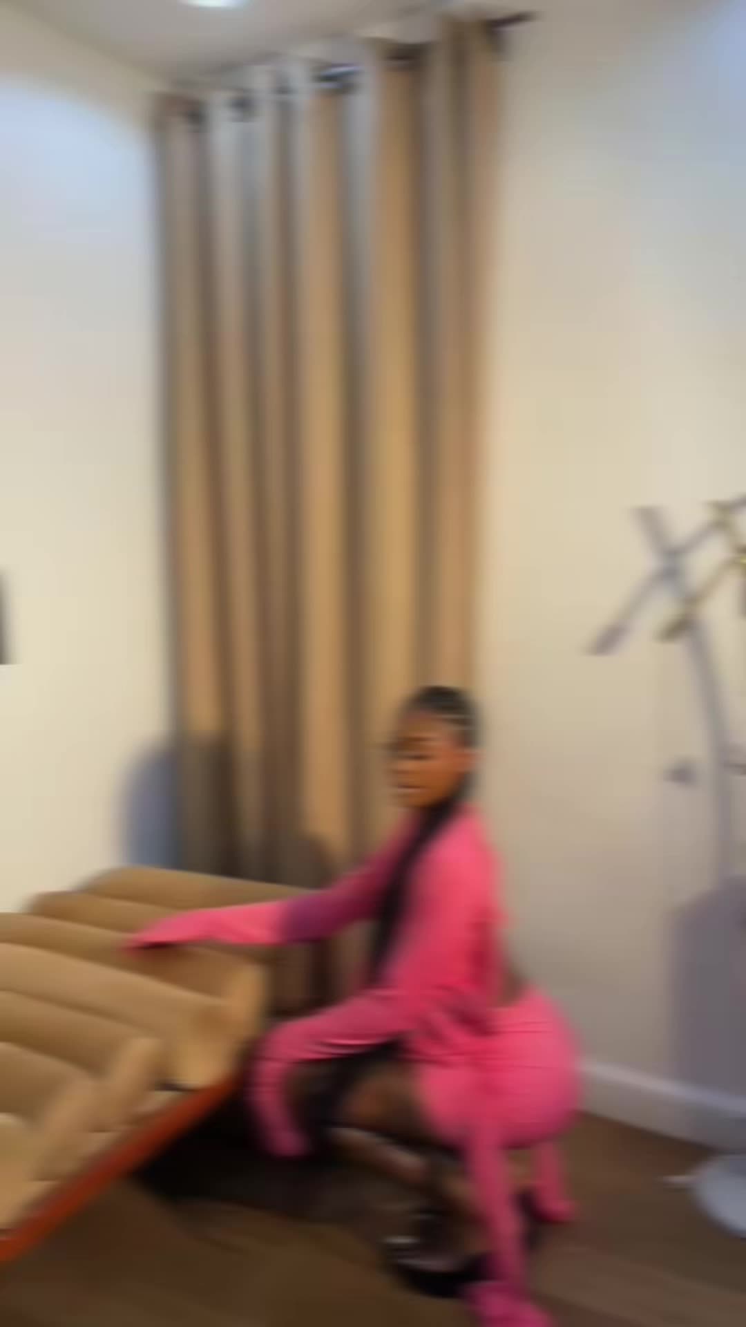 @F❣️a🌹v🦋e💕