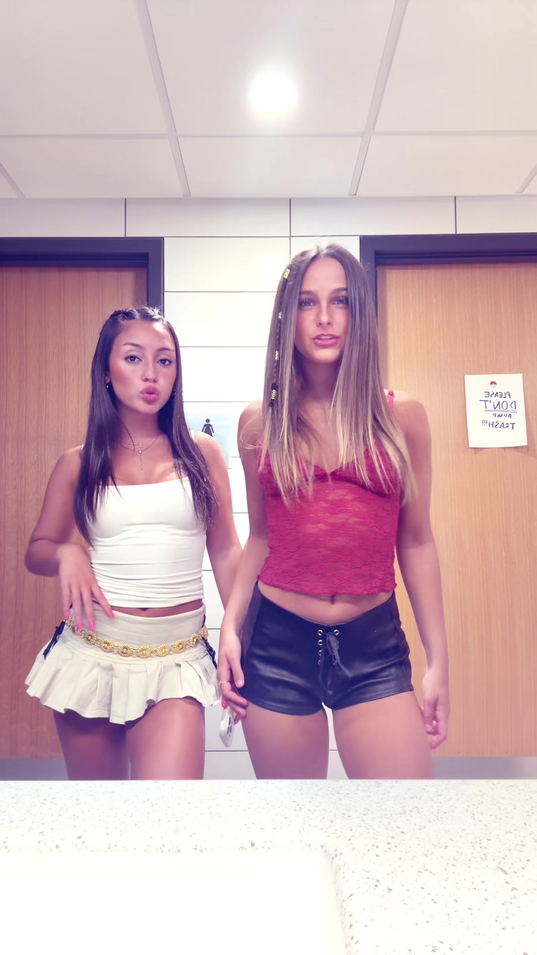 @😘🥰💋❤️