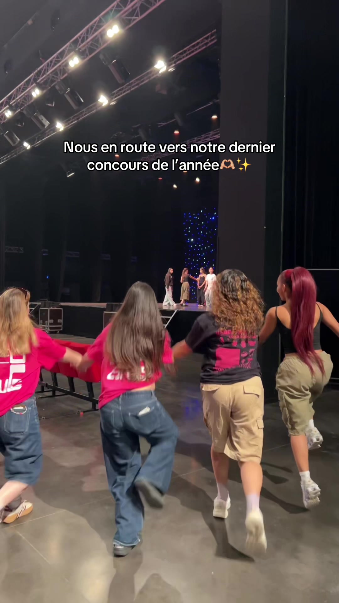 @NEEDS DANCE CREW