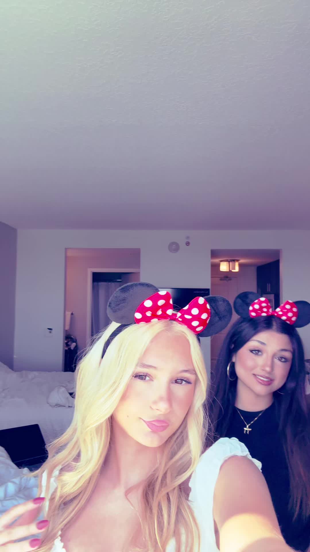 @lilizzyvert___