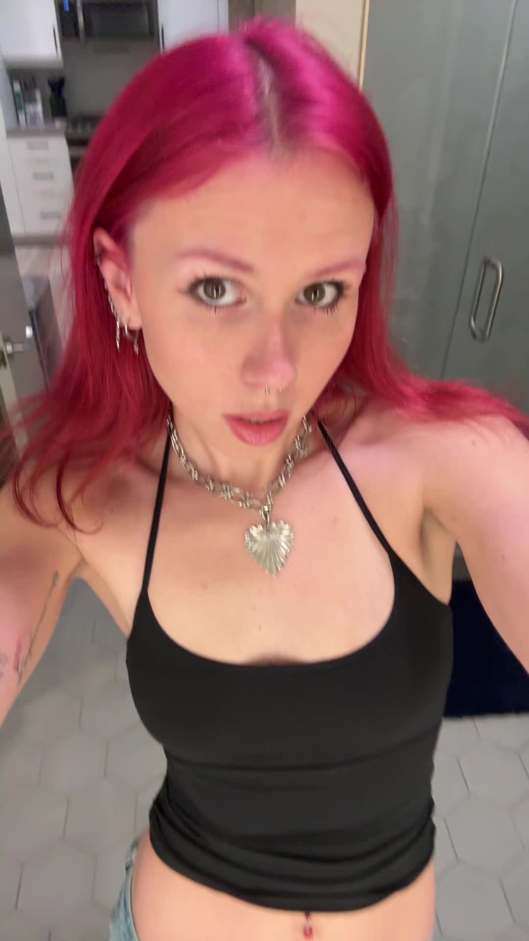 @katiemitchll