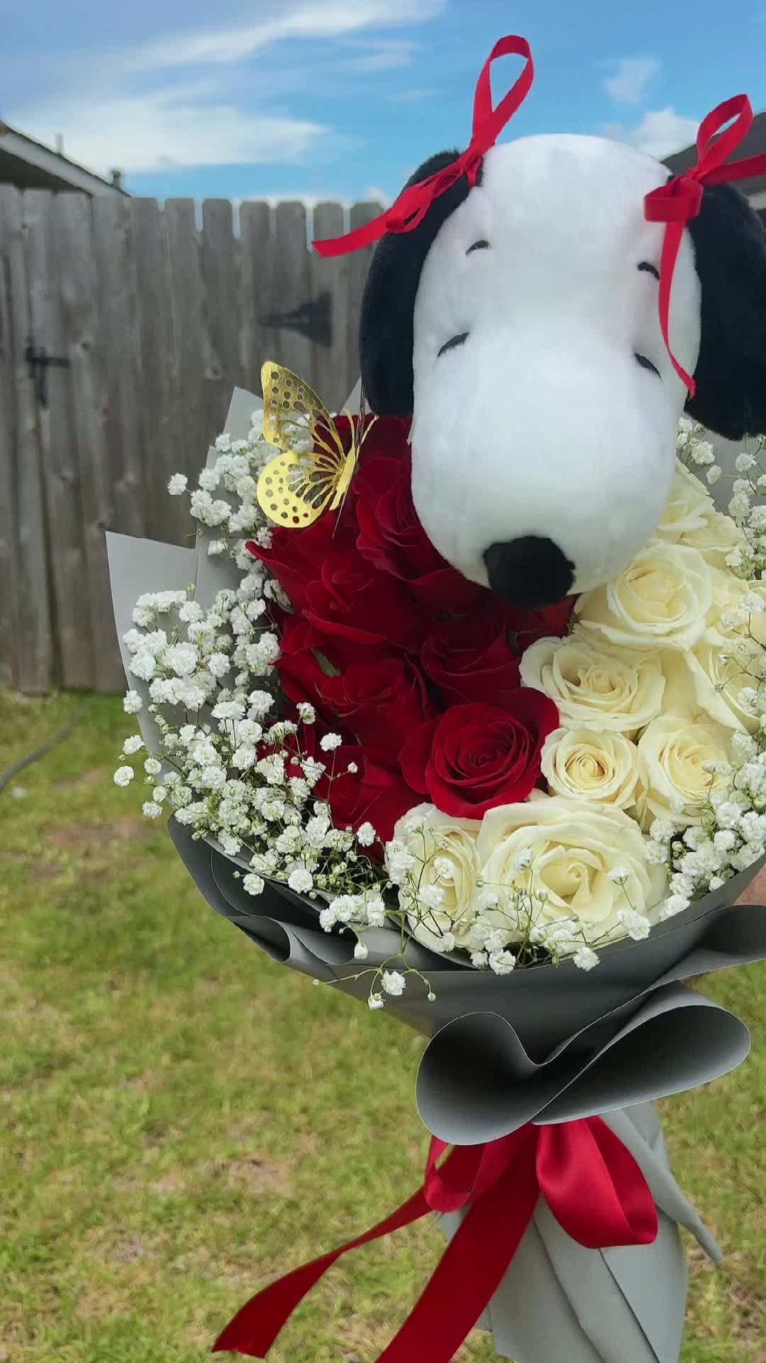 @floriebouquets