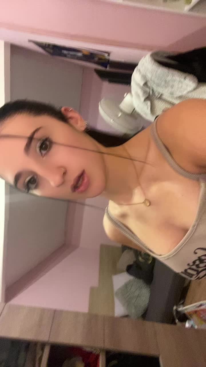 @𝕆𝕡𝕙𝕖𝕝𝕚𝕖