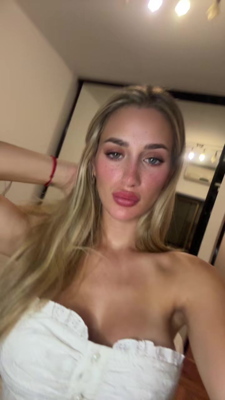 @Brisa Colombil