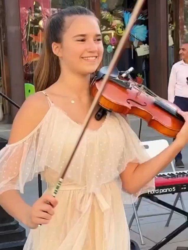 @Karolina.US
