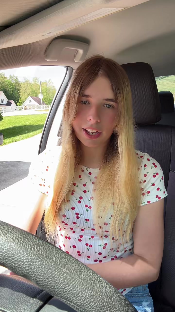 @DollyXAsh