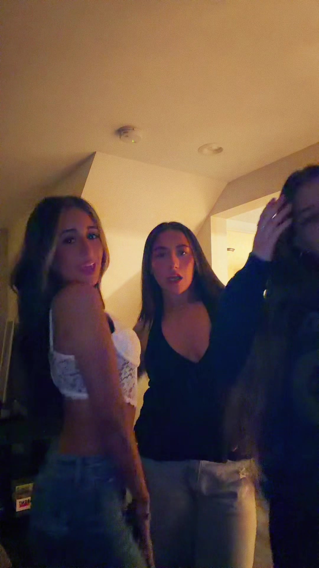 @Sabrina