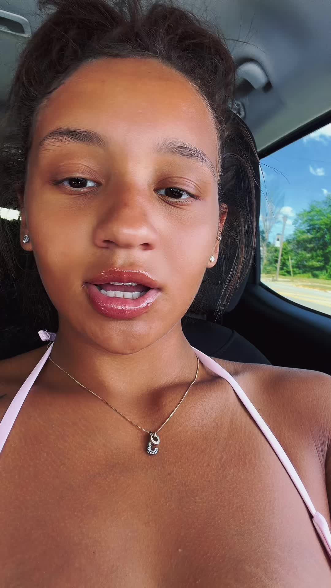 @Jocelynperry