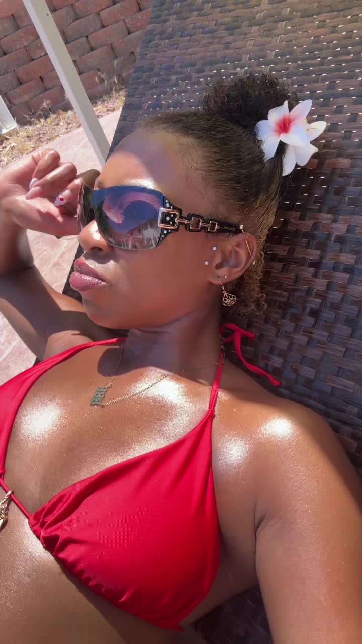 @zellyliciouss