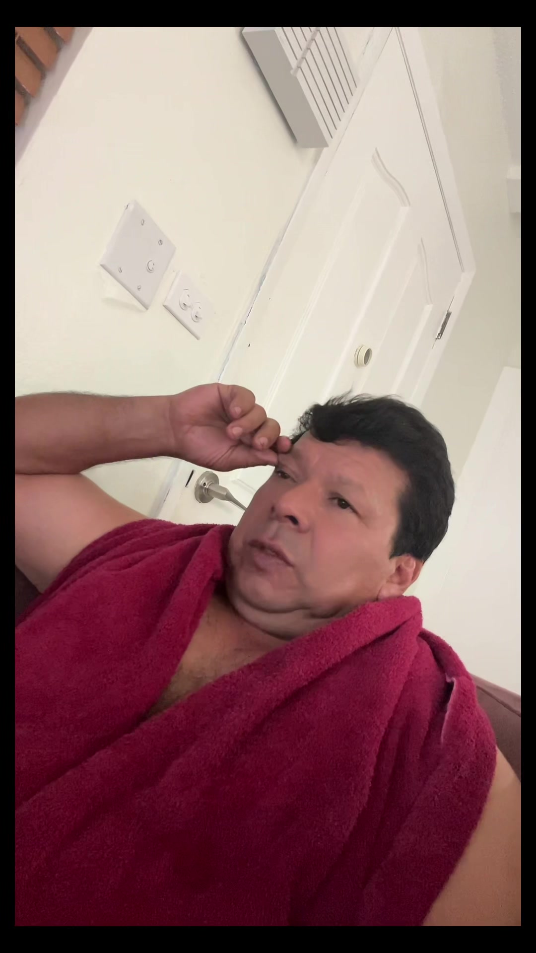 @E. Estrada