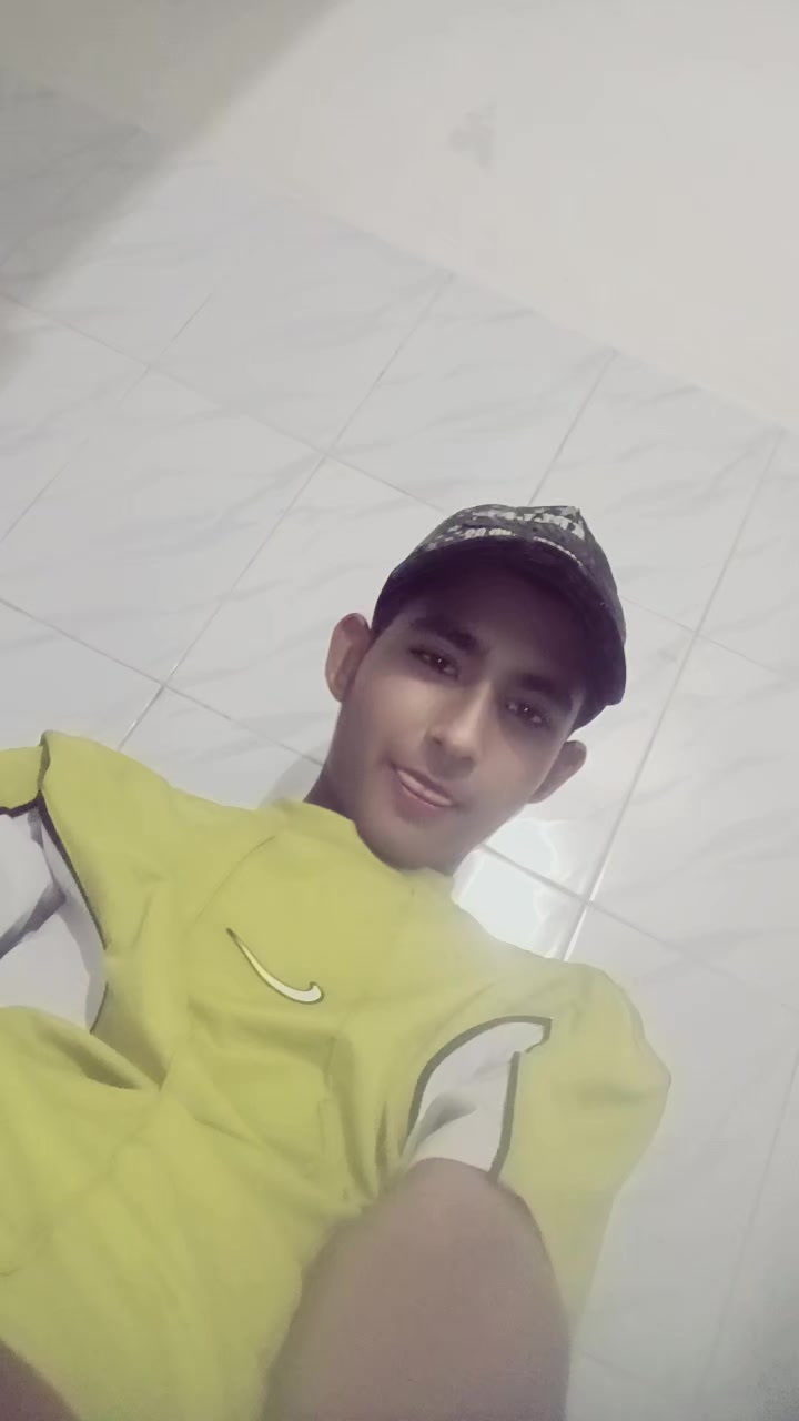 @কালা ফাটা 🕴️😁