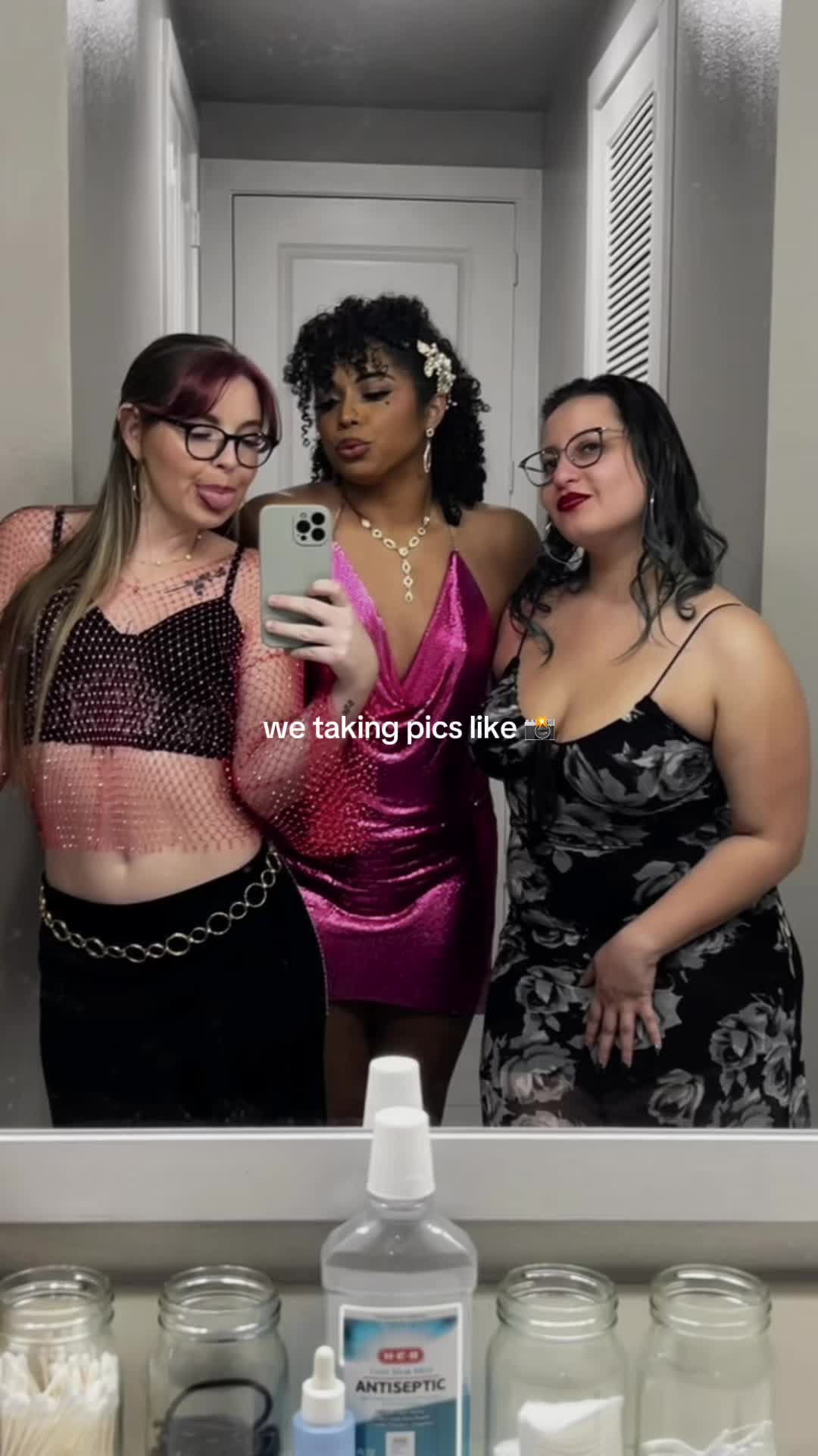 @Deanajima
