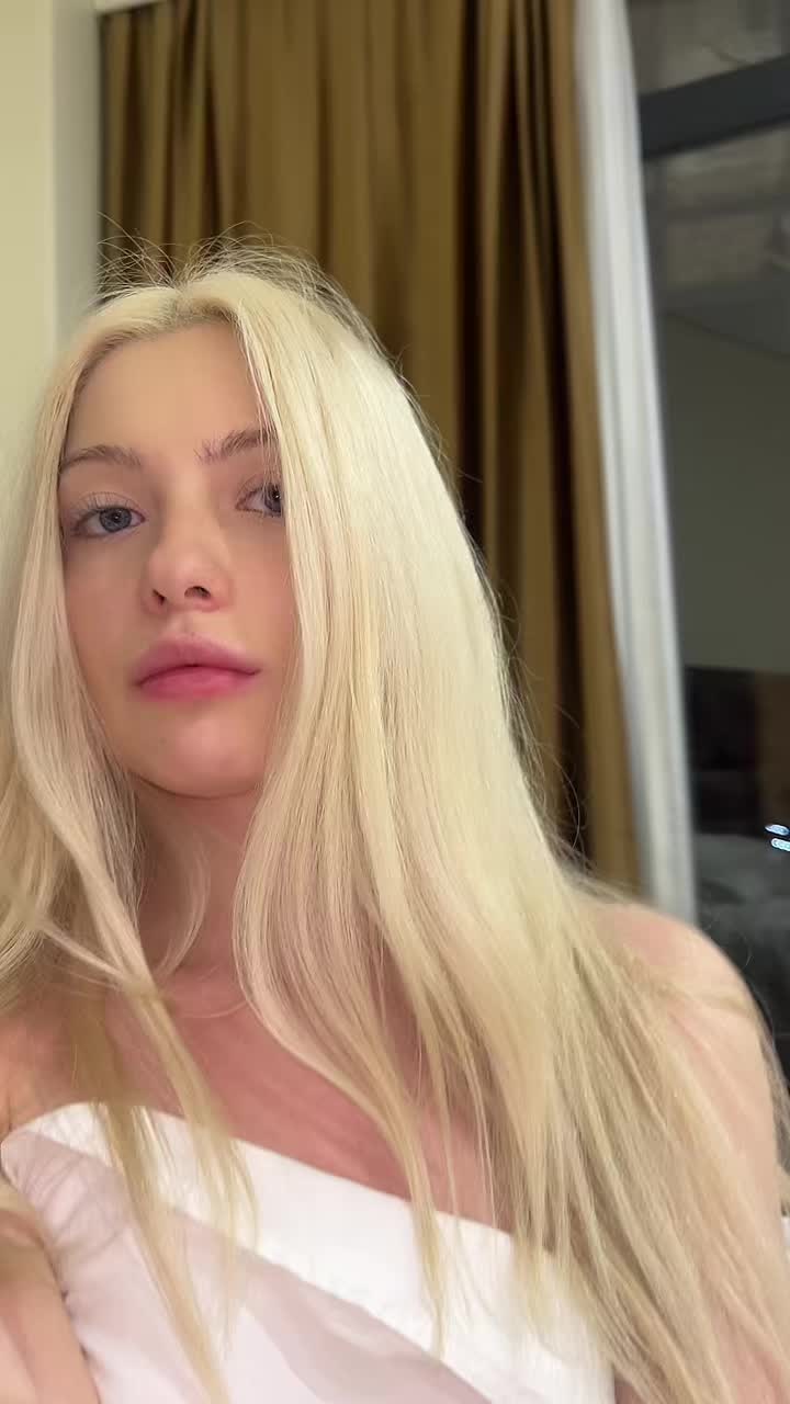 @👸🏼