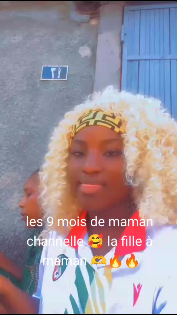 @Chlo&eacute; 242