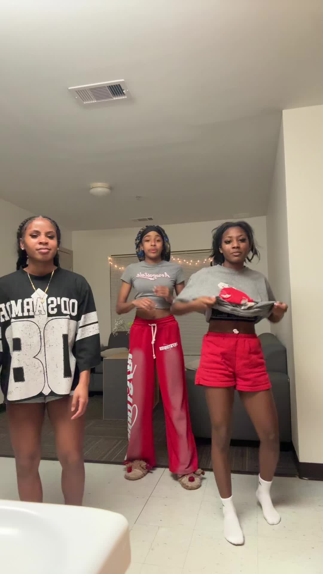 @Lia
