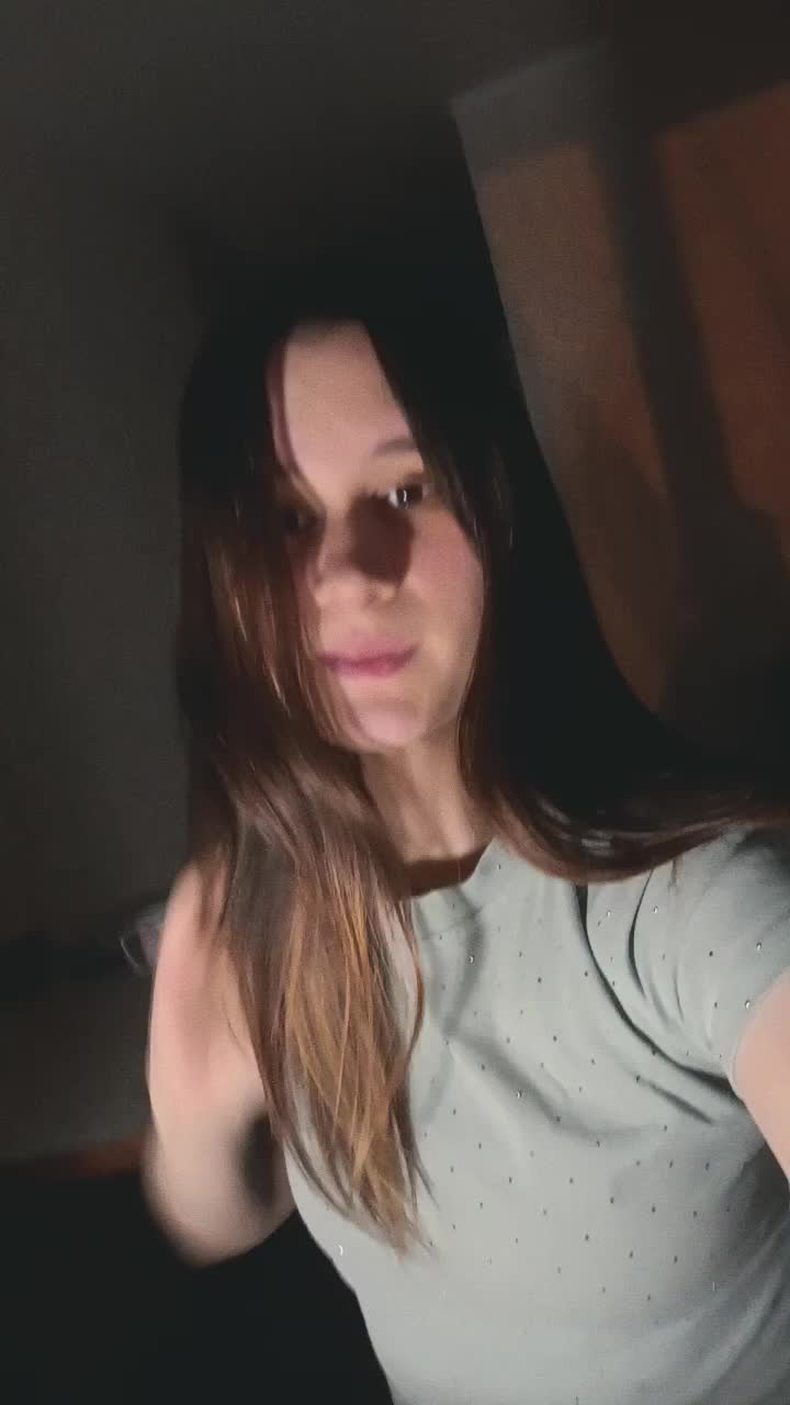 @elliskas20