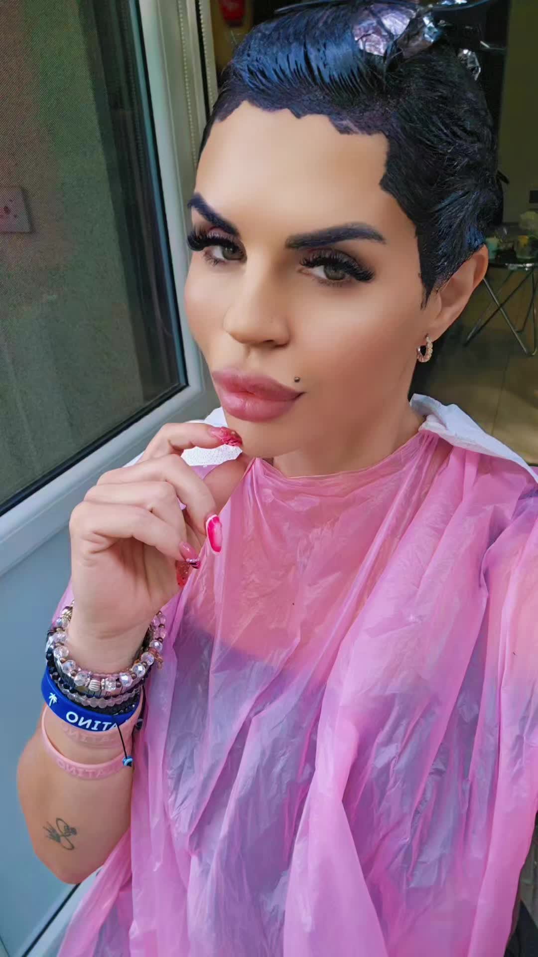 @_sindi_skandal_