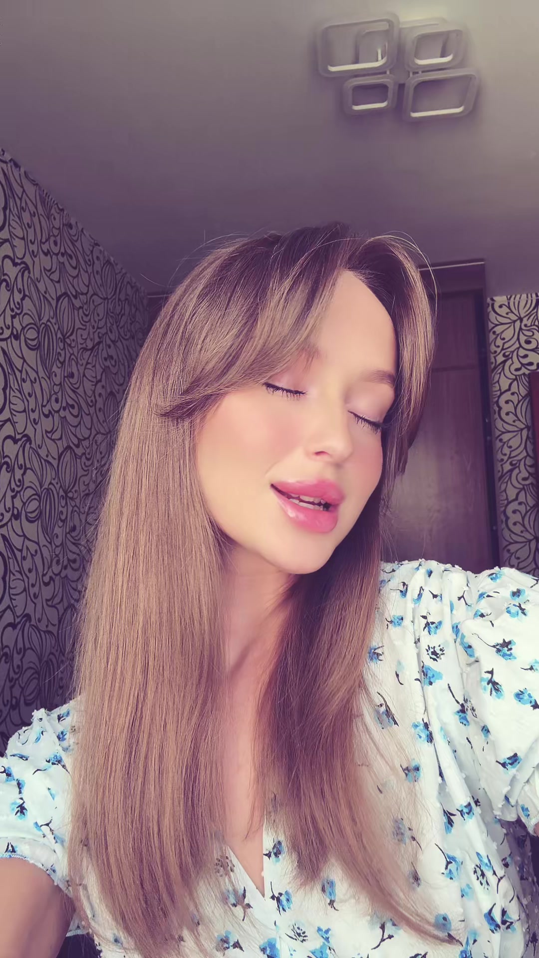 @Katuhsa245