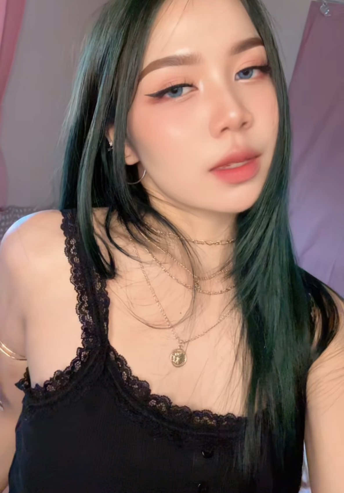 @๐๐ฅ๐๐
ฒ๐ฒ๐