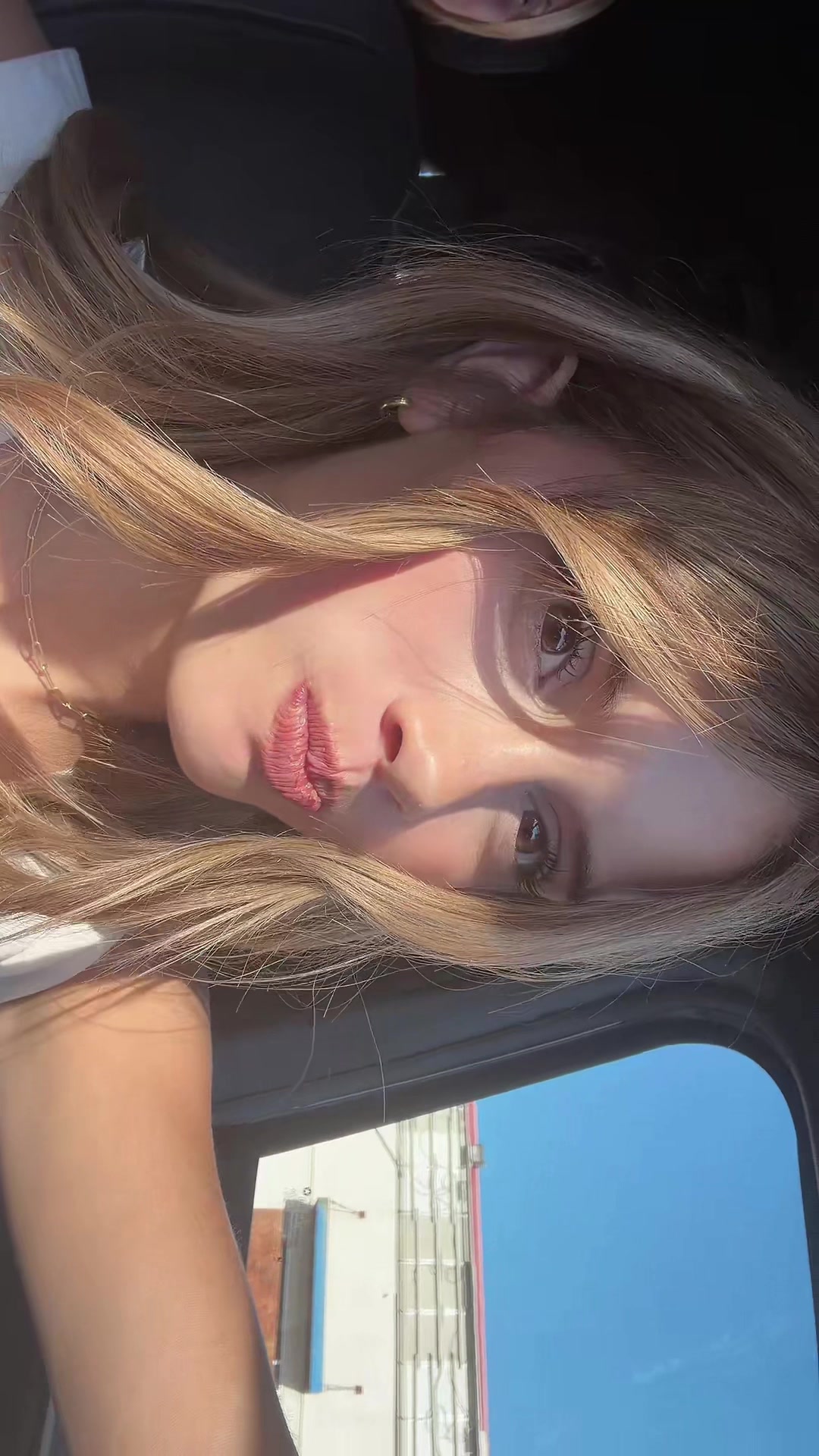 @Roxy Riggs