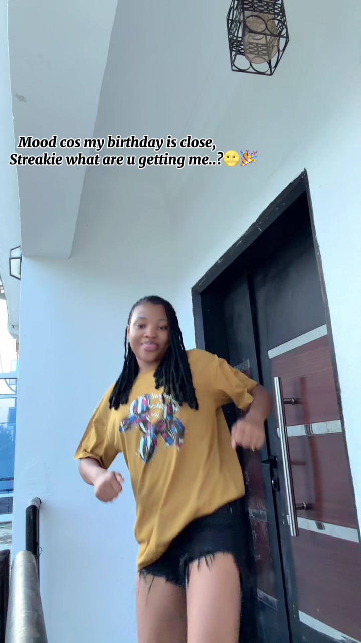@Real..Vicky🌺