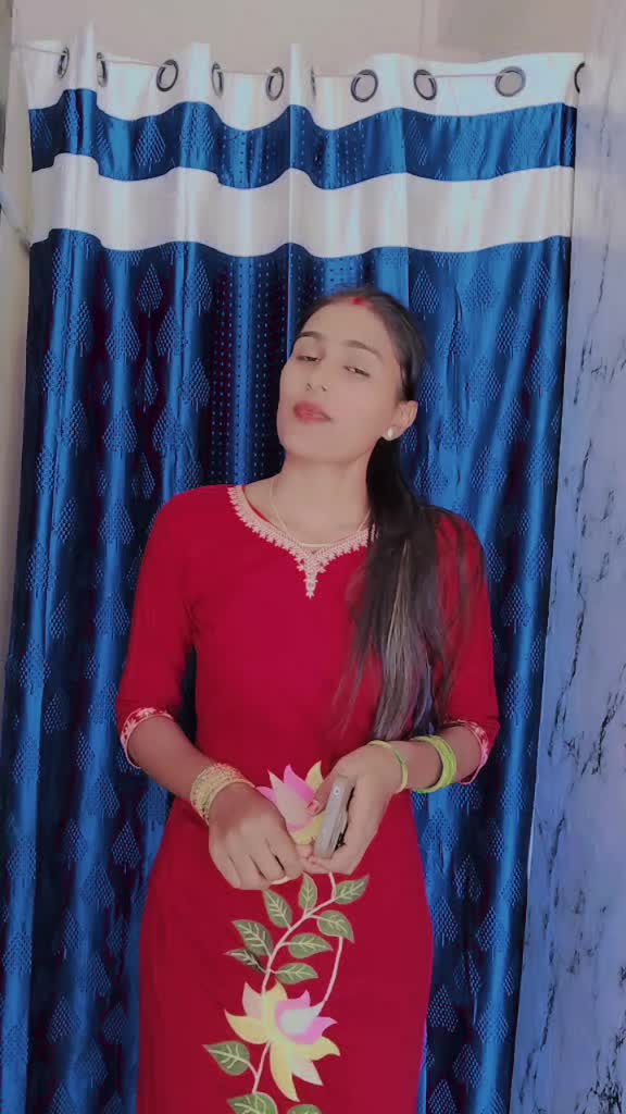 @Niru ❤️ ❤️ padam 😘
