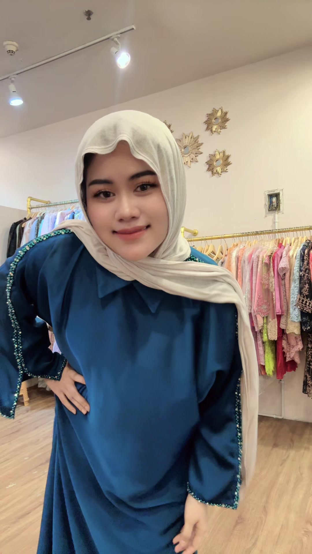 @lisaolshope01