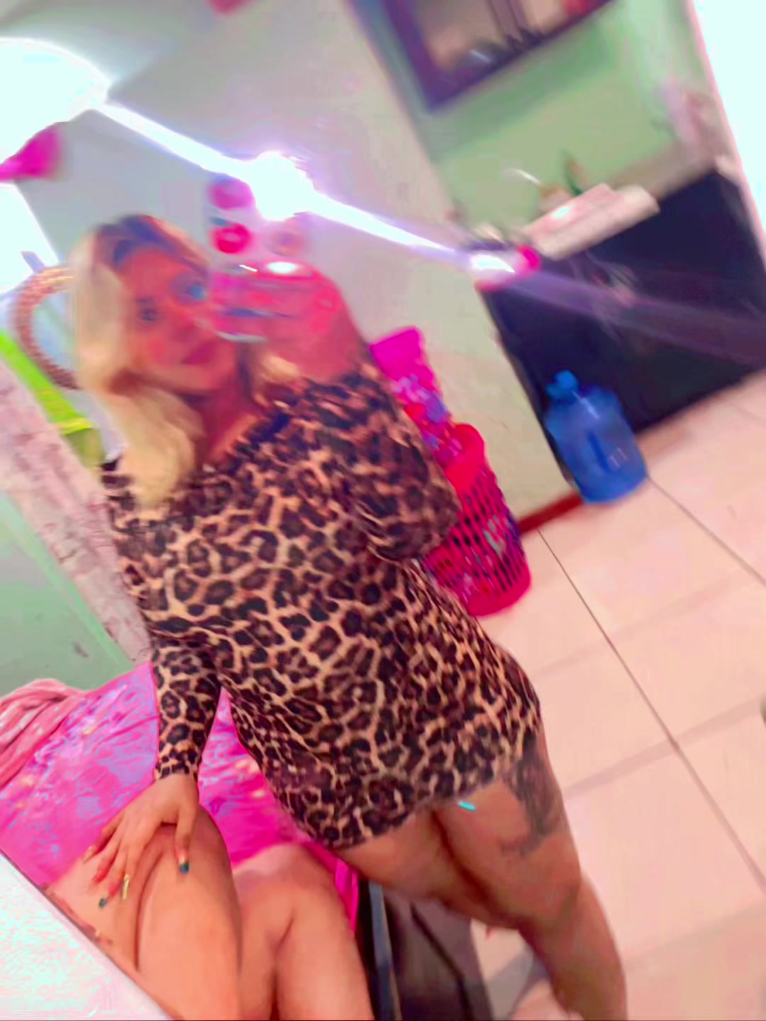 @Mia Moya