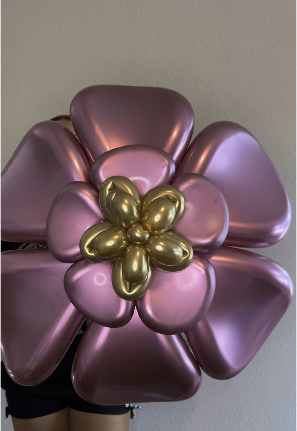 @Mrs street | 7five80 Balloons