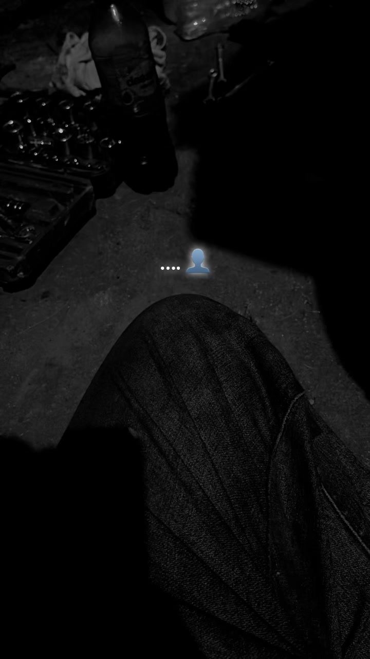 @👤