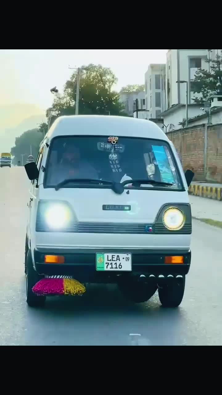 @ملک 🥀