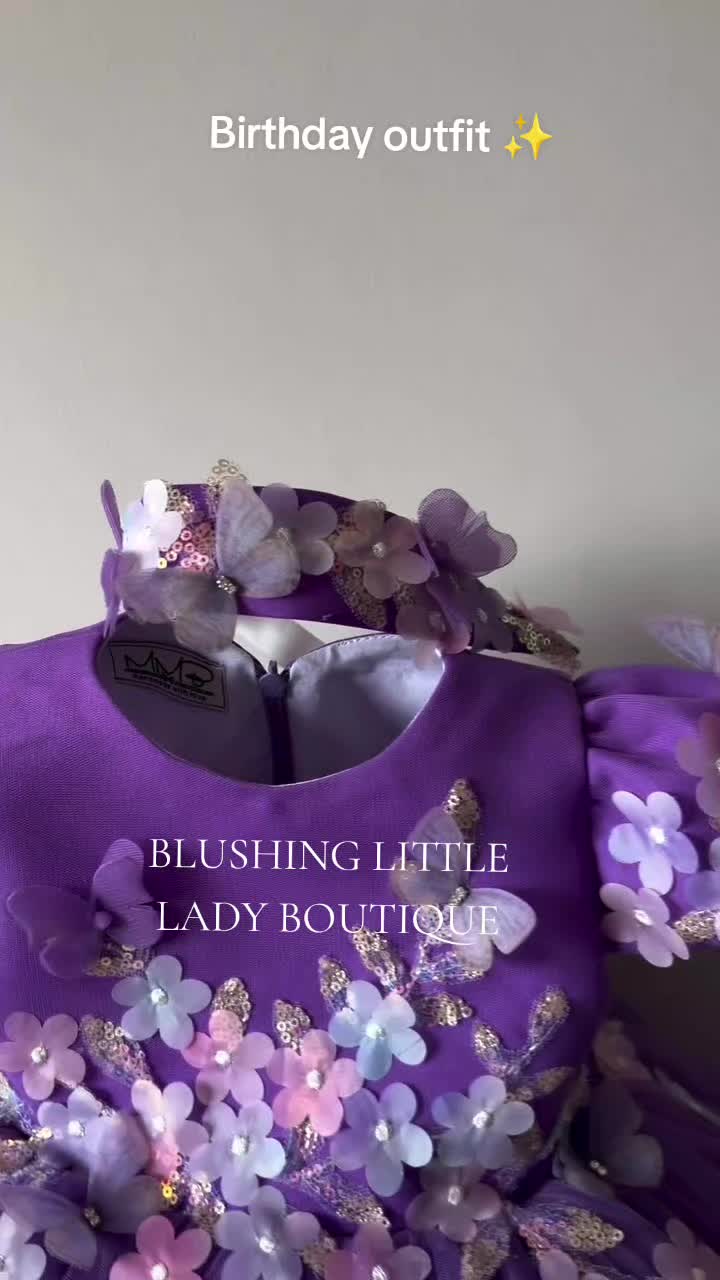 @blushinglittlelady boutique