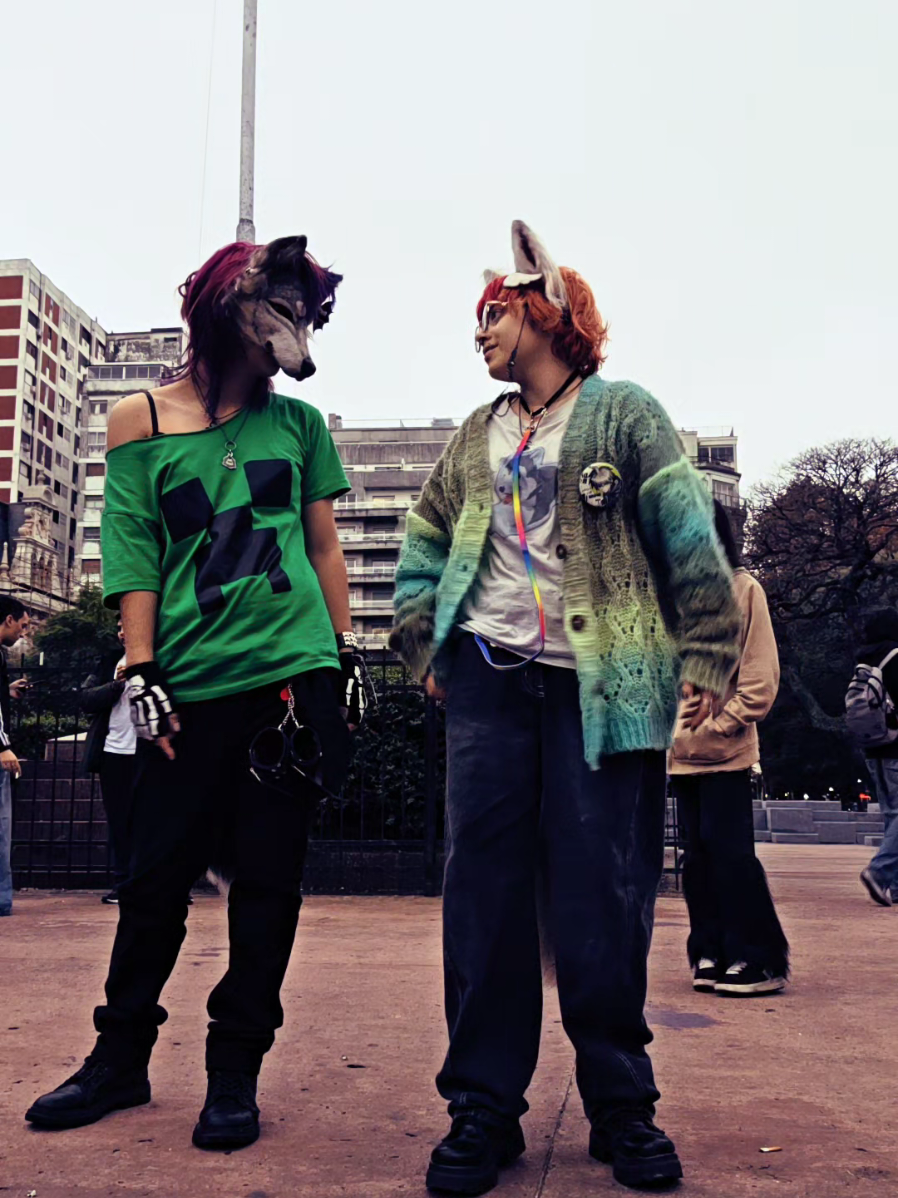 @Lexiii >.<