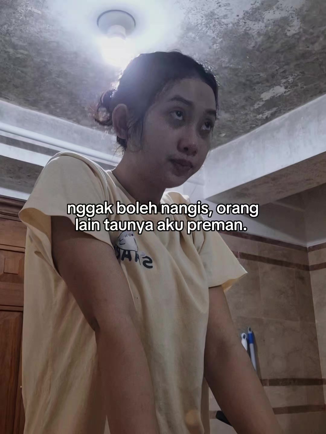 @it's me april🕷.