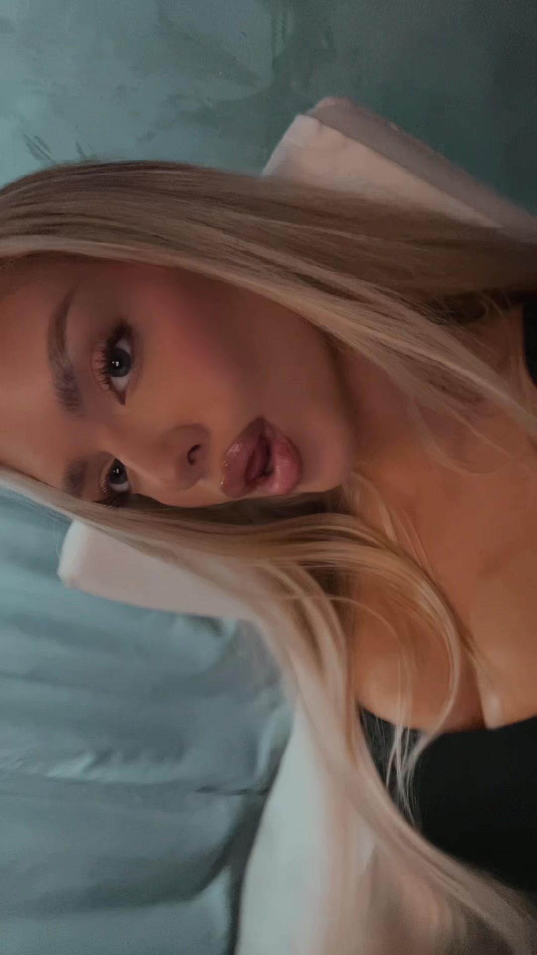 @t🌙
