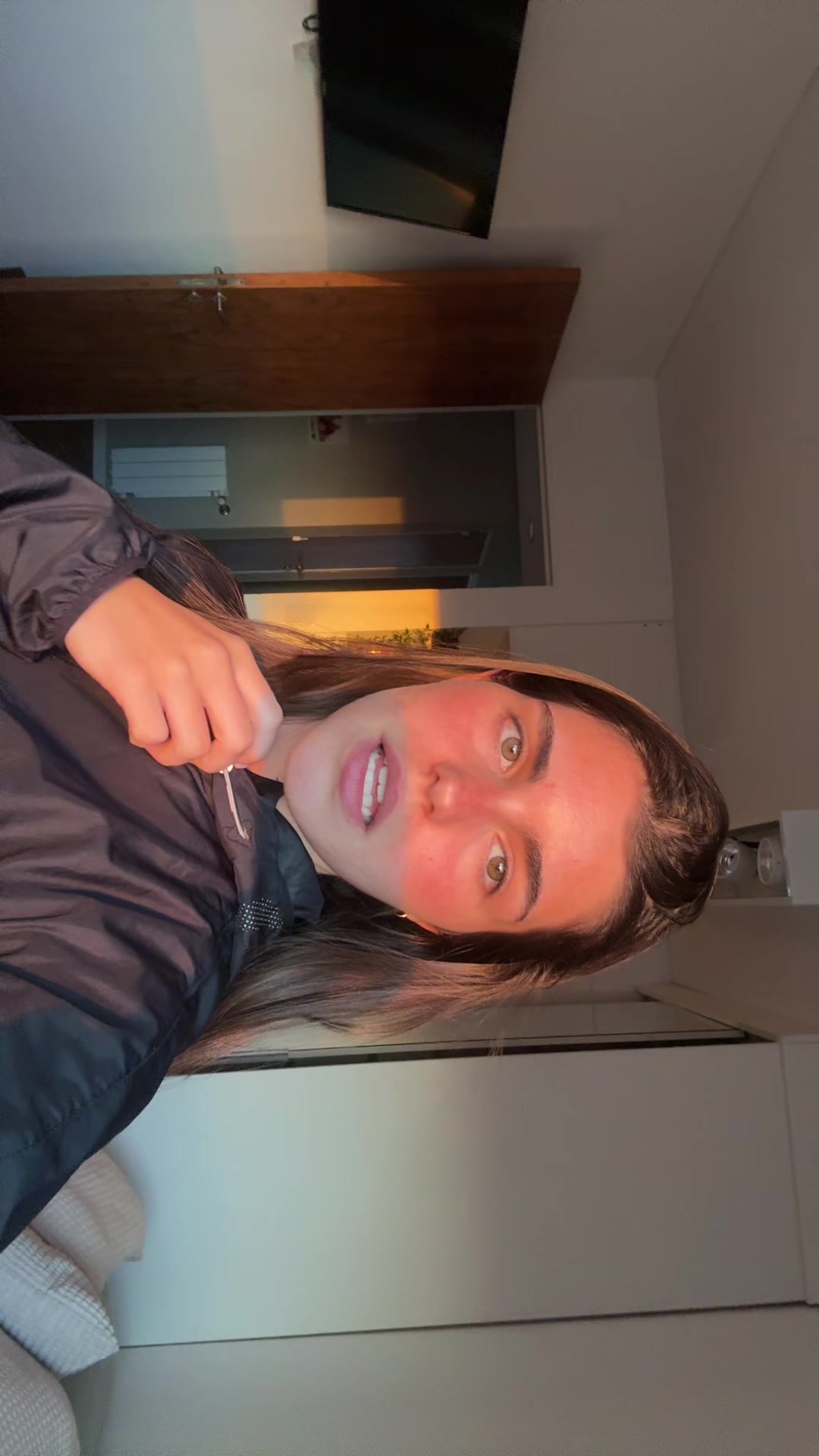@sophiaisiar_