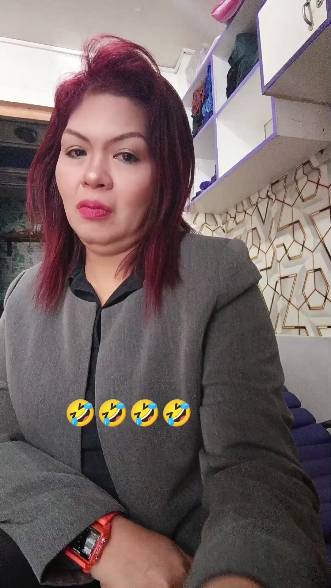 @vermz, beautician ๐