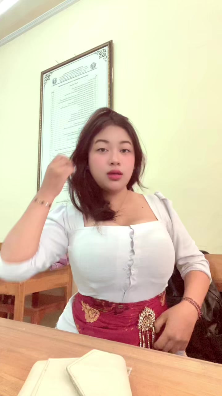 @hii.inirisnaa
