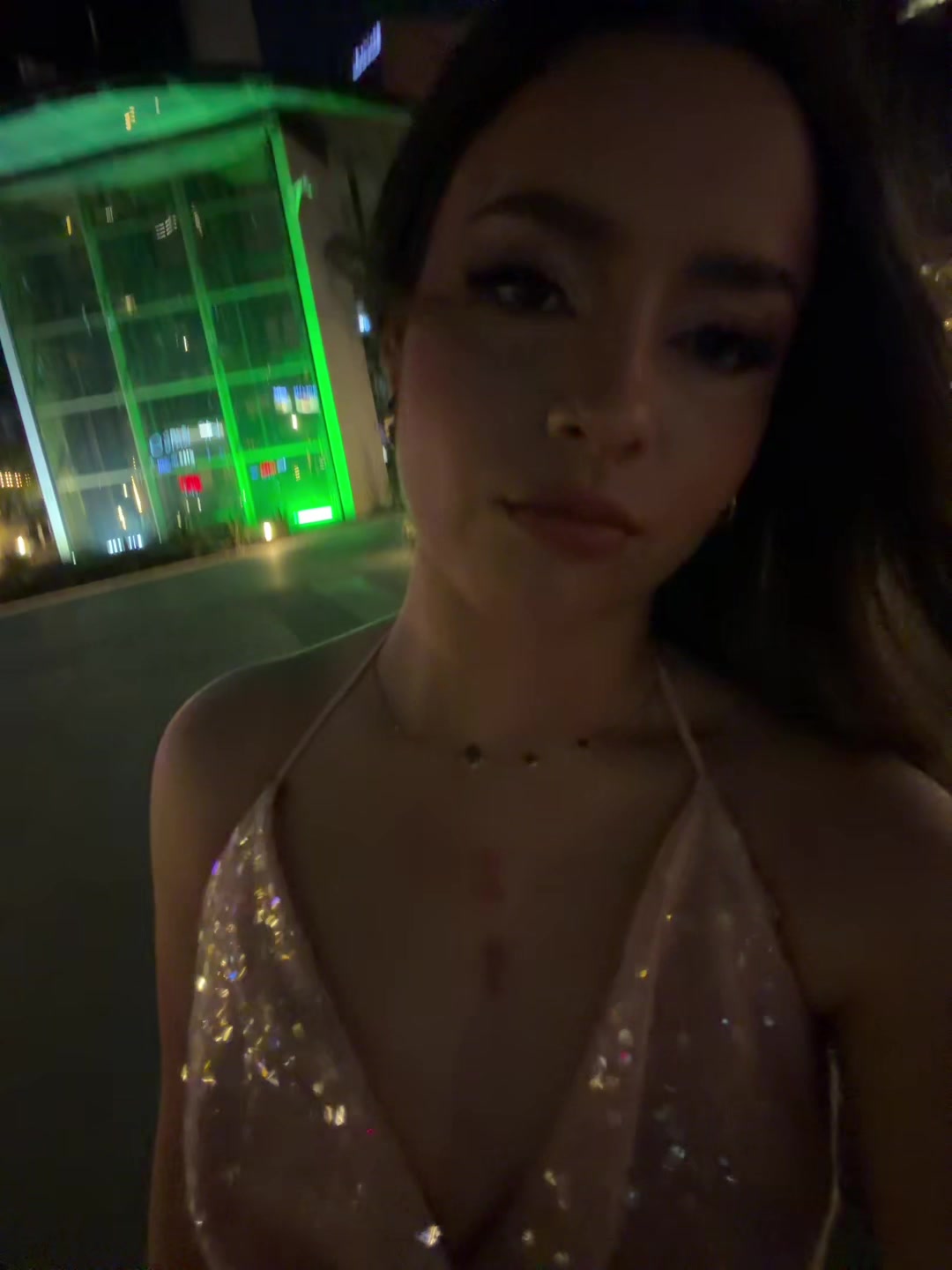@Kikiii