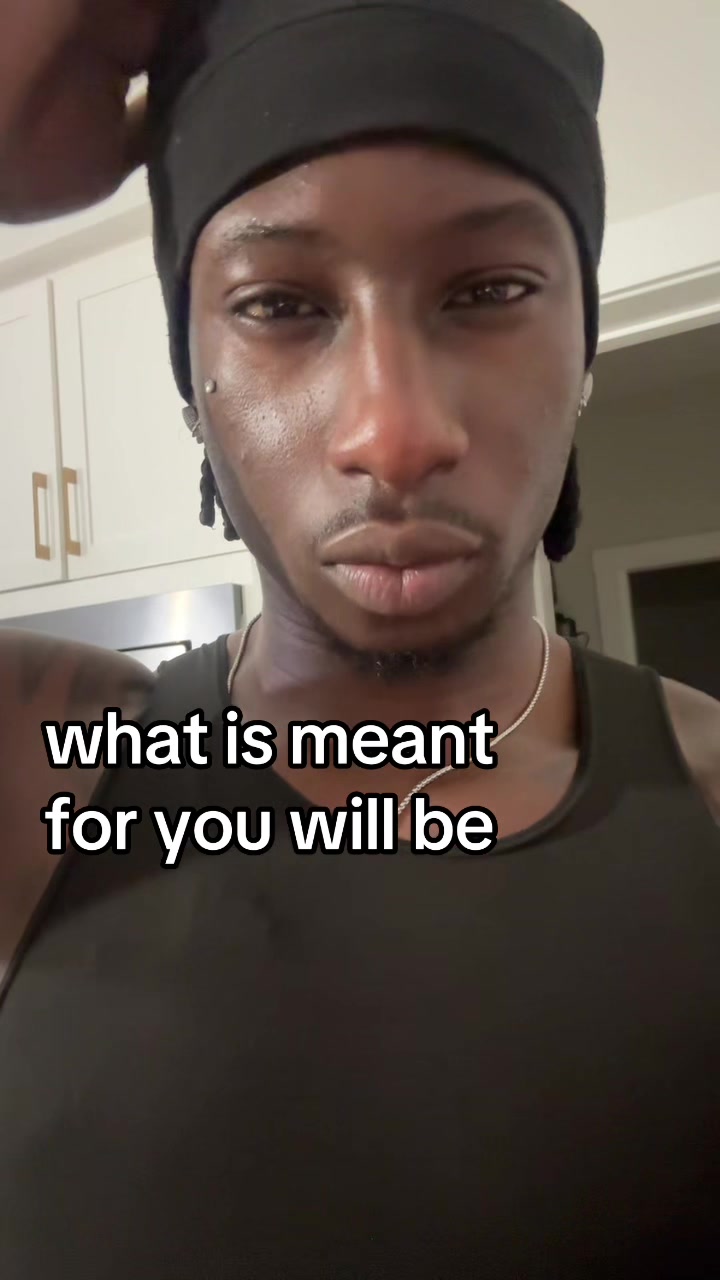@￼