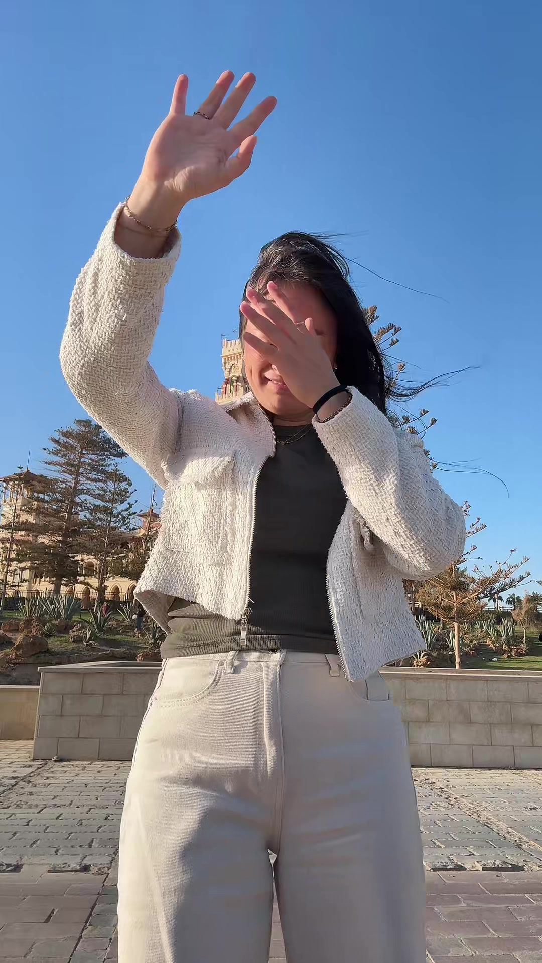 @أنيكا وهيدي