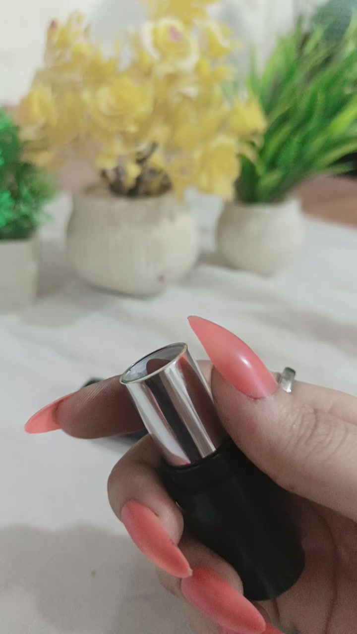 @Glossy rimsha💄