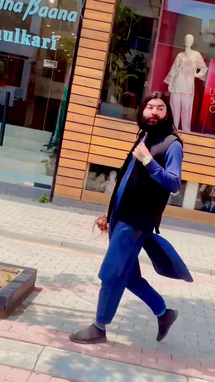 @🦁❥// بھٹی 𝑲𝒊𝒏𝒈 \&hearts;👑
