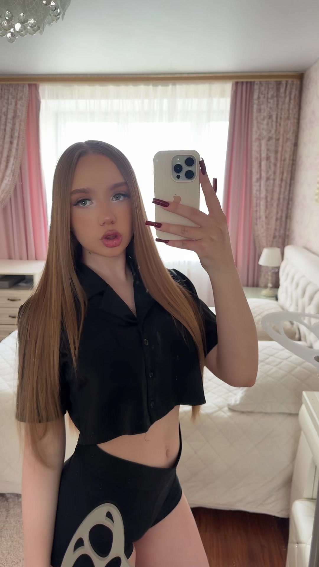 @𝓴𝓻𝓲𝓼𝓽𝔀𝓮🪽