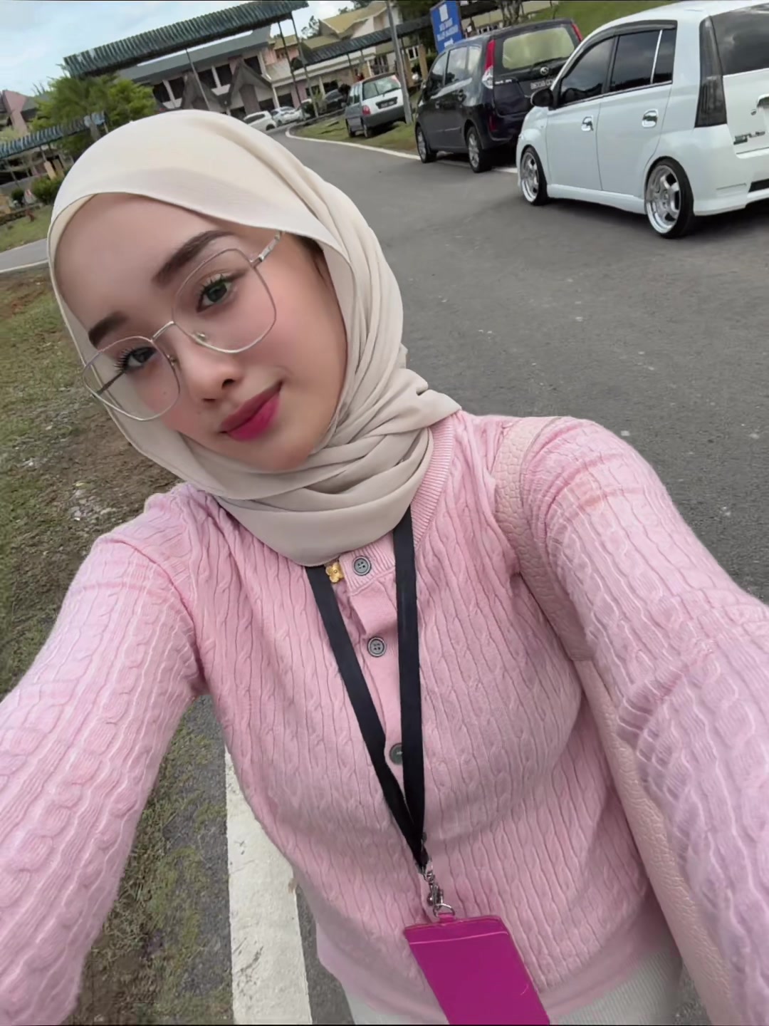@afeesyaa