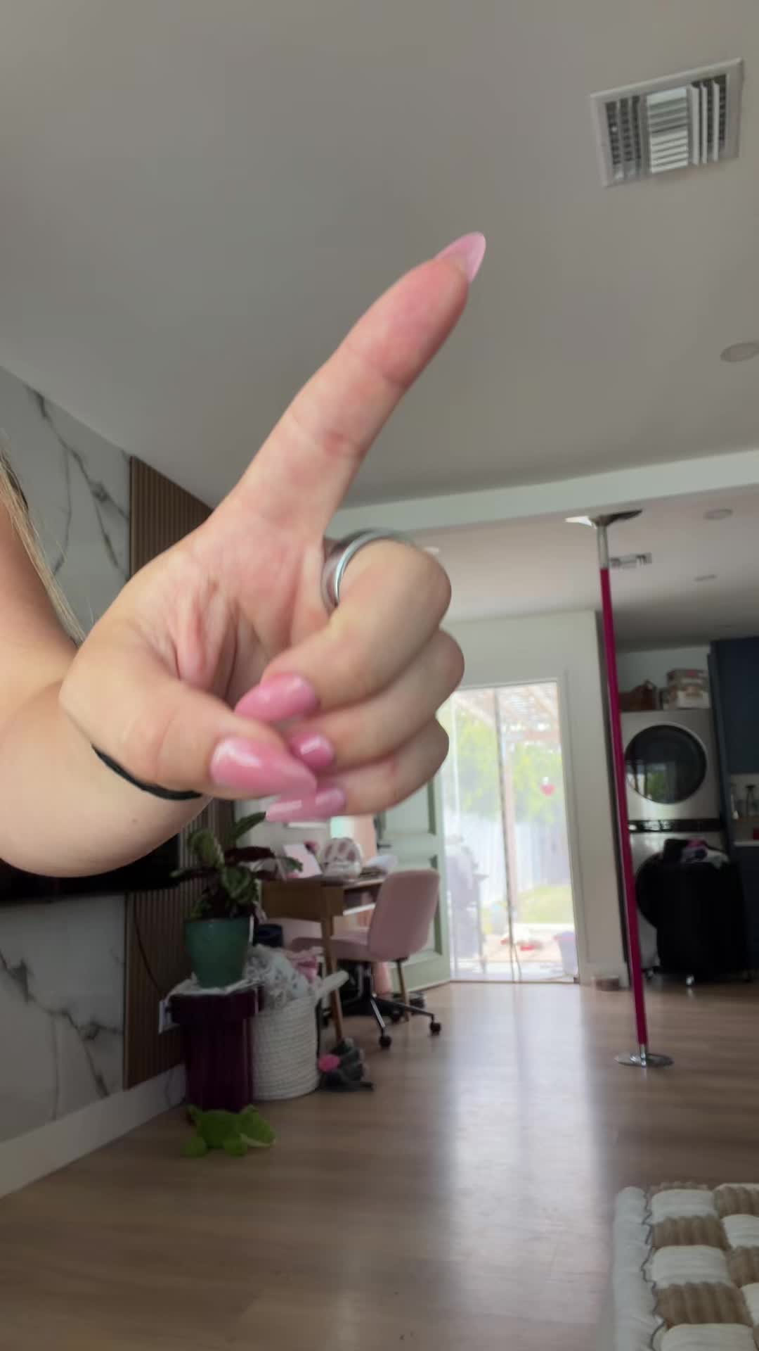 @Sofia R