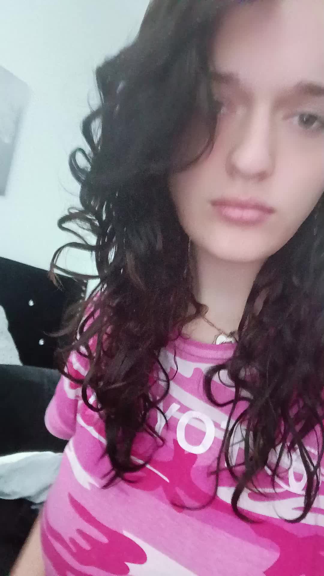 @ur_mom