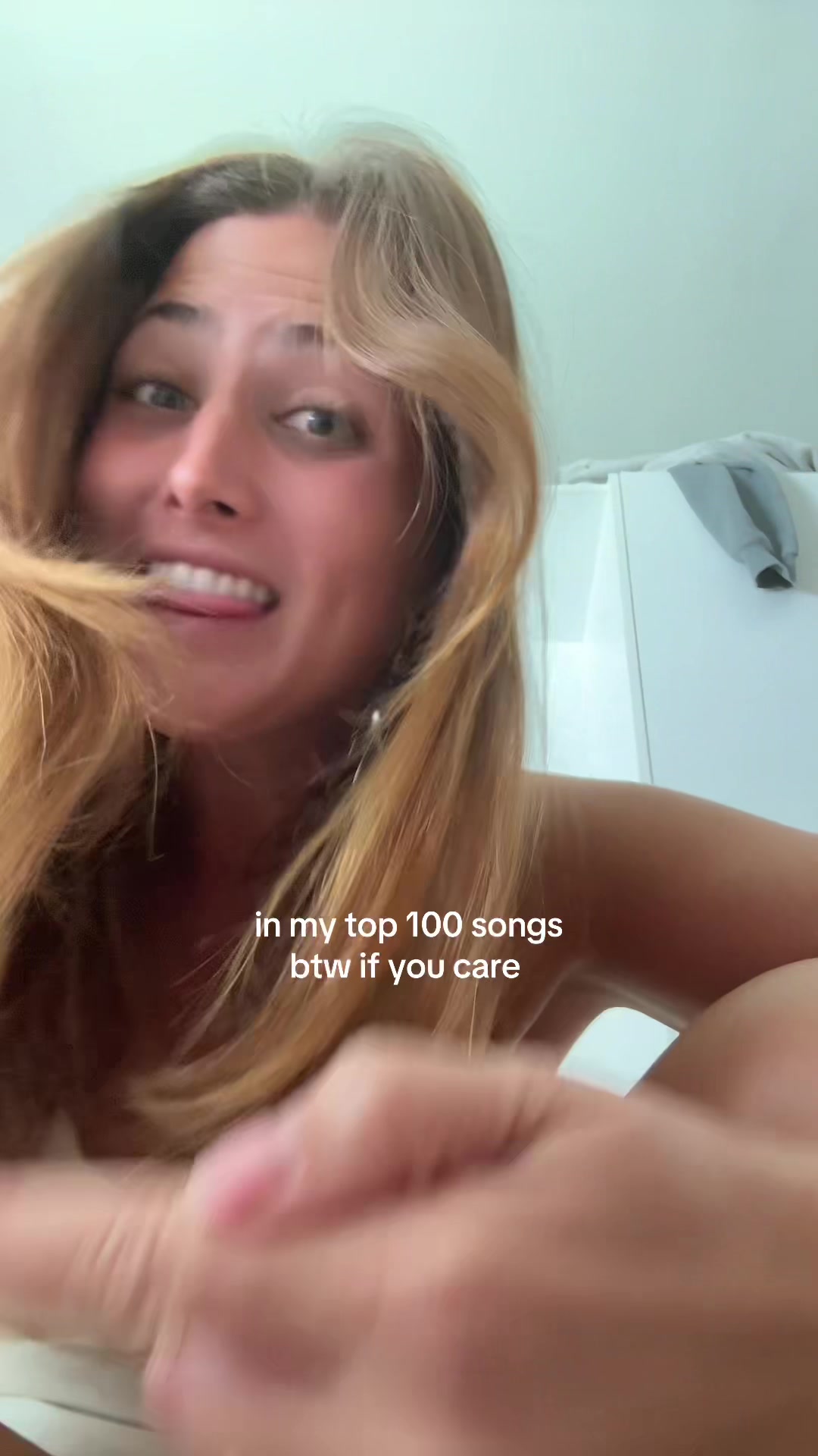@Ella